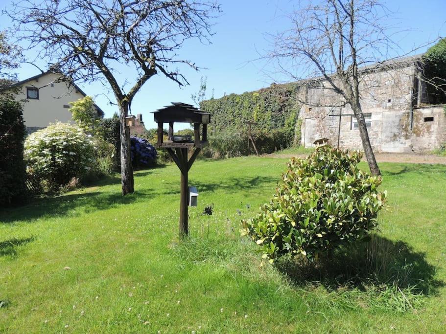 Bienvenue A La Seliniere ! Champ-du-Boult Exterior foto